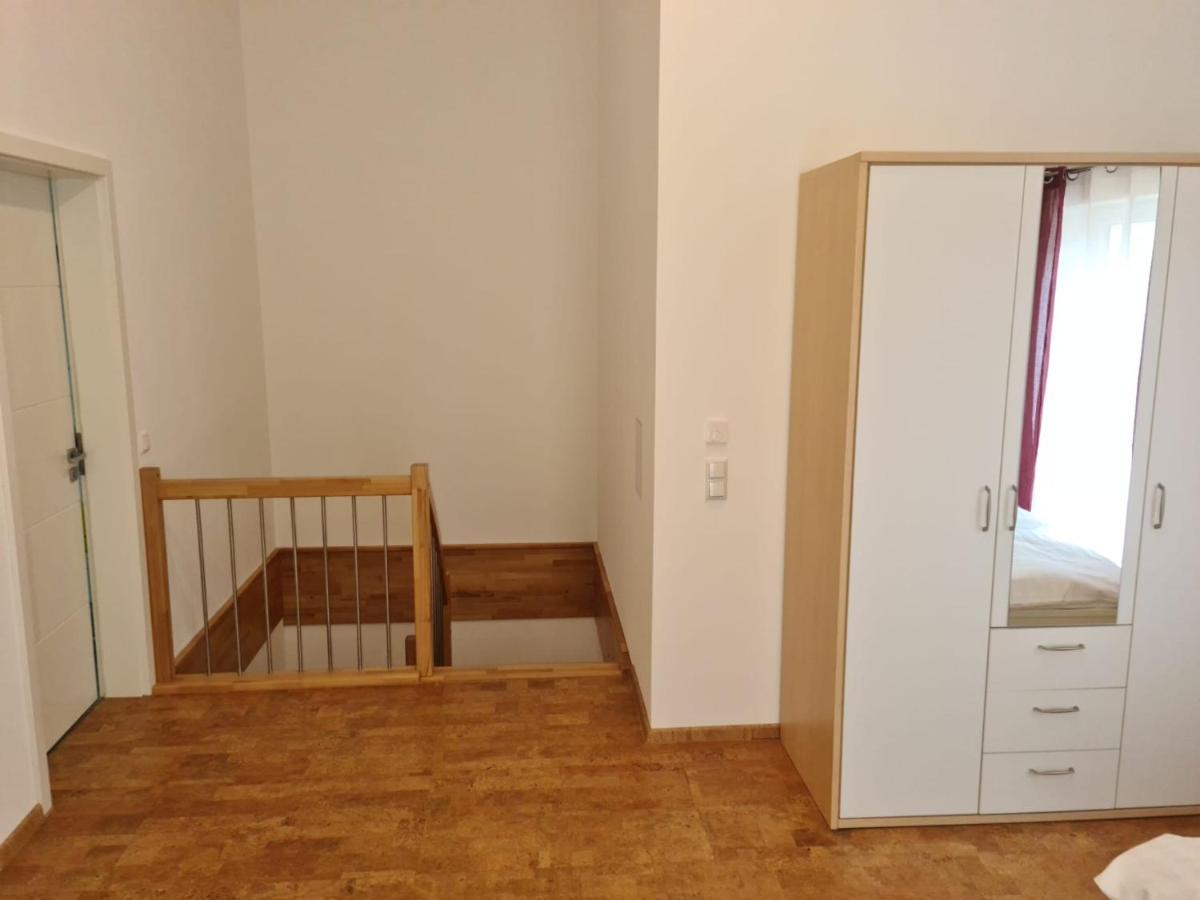 Apartment Gaestehaus Staudenschloss Mickhausen Luaran gambar